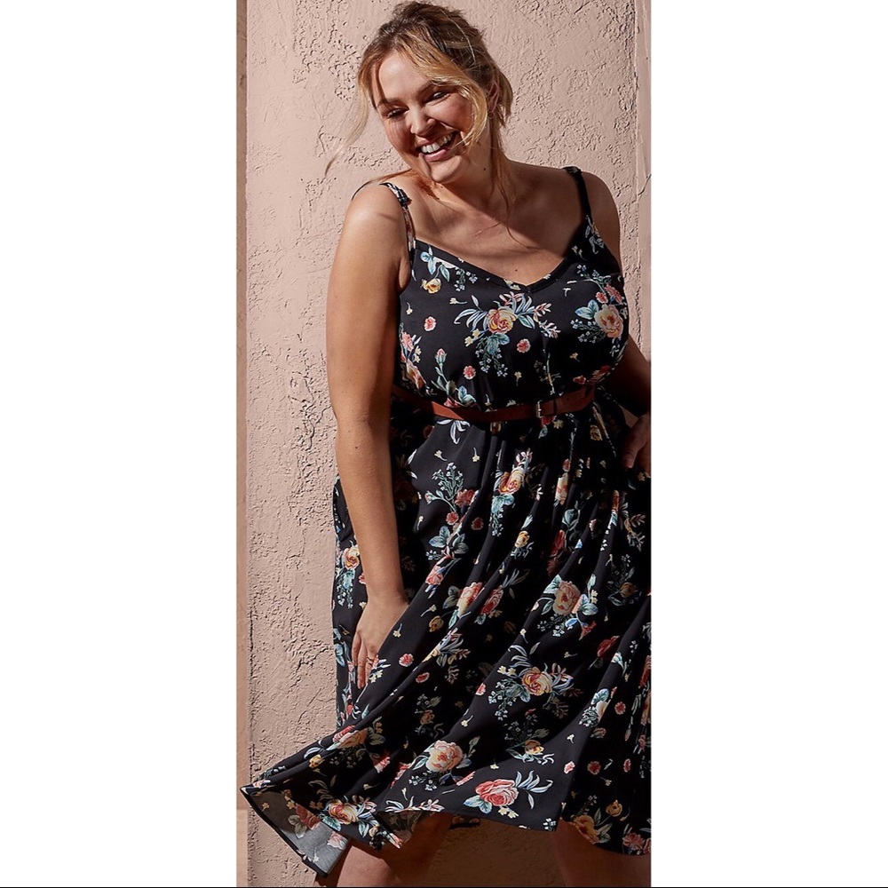 TORRID BLACK FLORAL CHALLIS SELF TIE MIDI DRESS